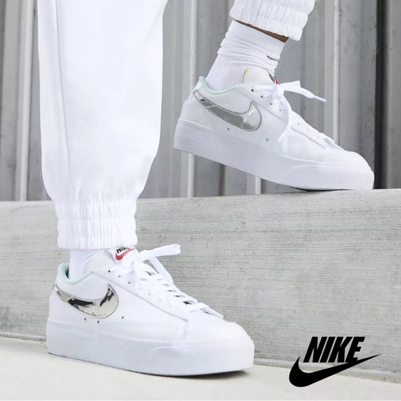 Nike Women’s Blazer Low Platform - Picture 1 of 16